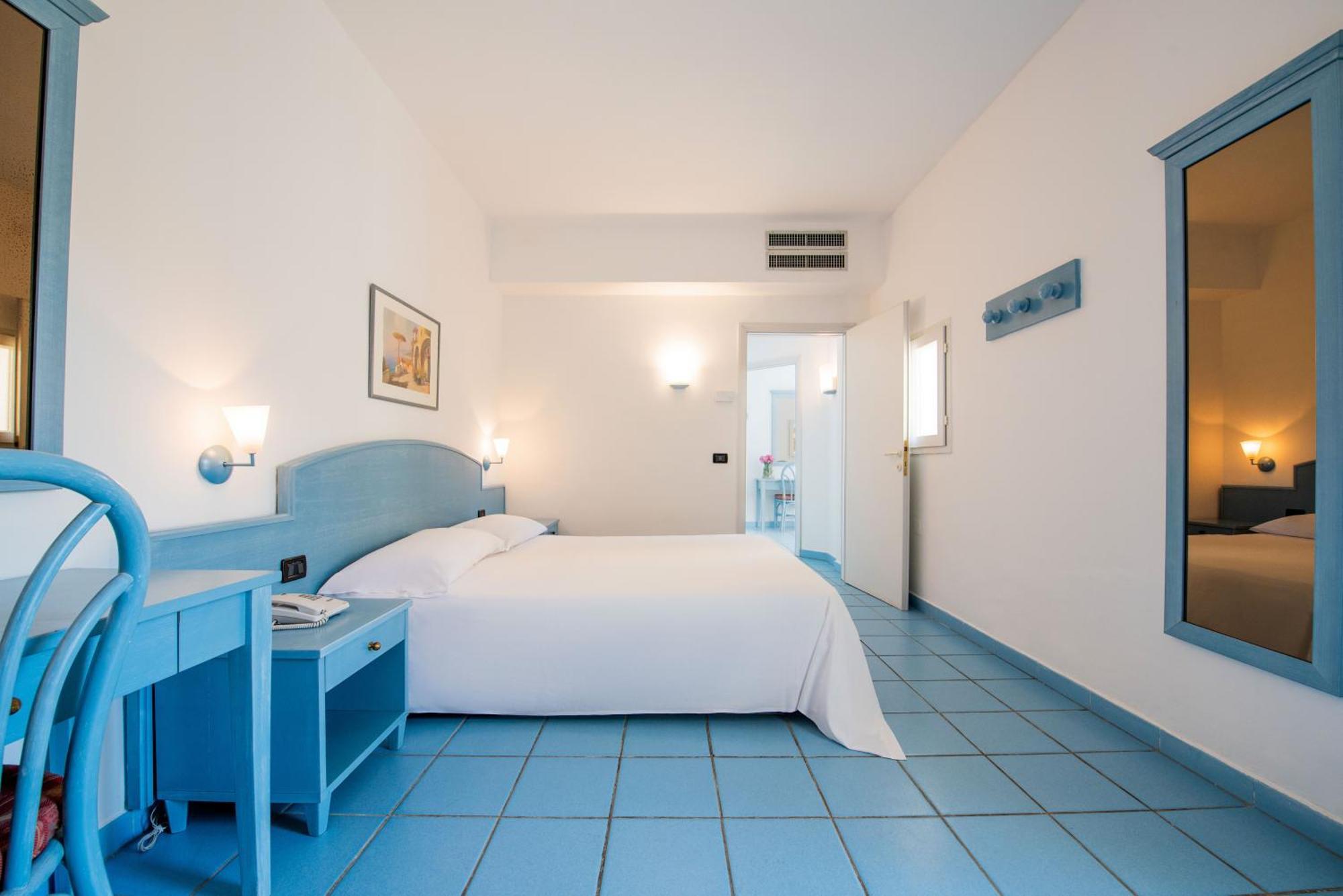 Th Capo Rizzuto Hotel Isola Di Capo Rizzuto Bagian luar foto