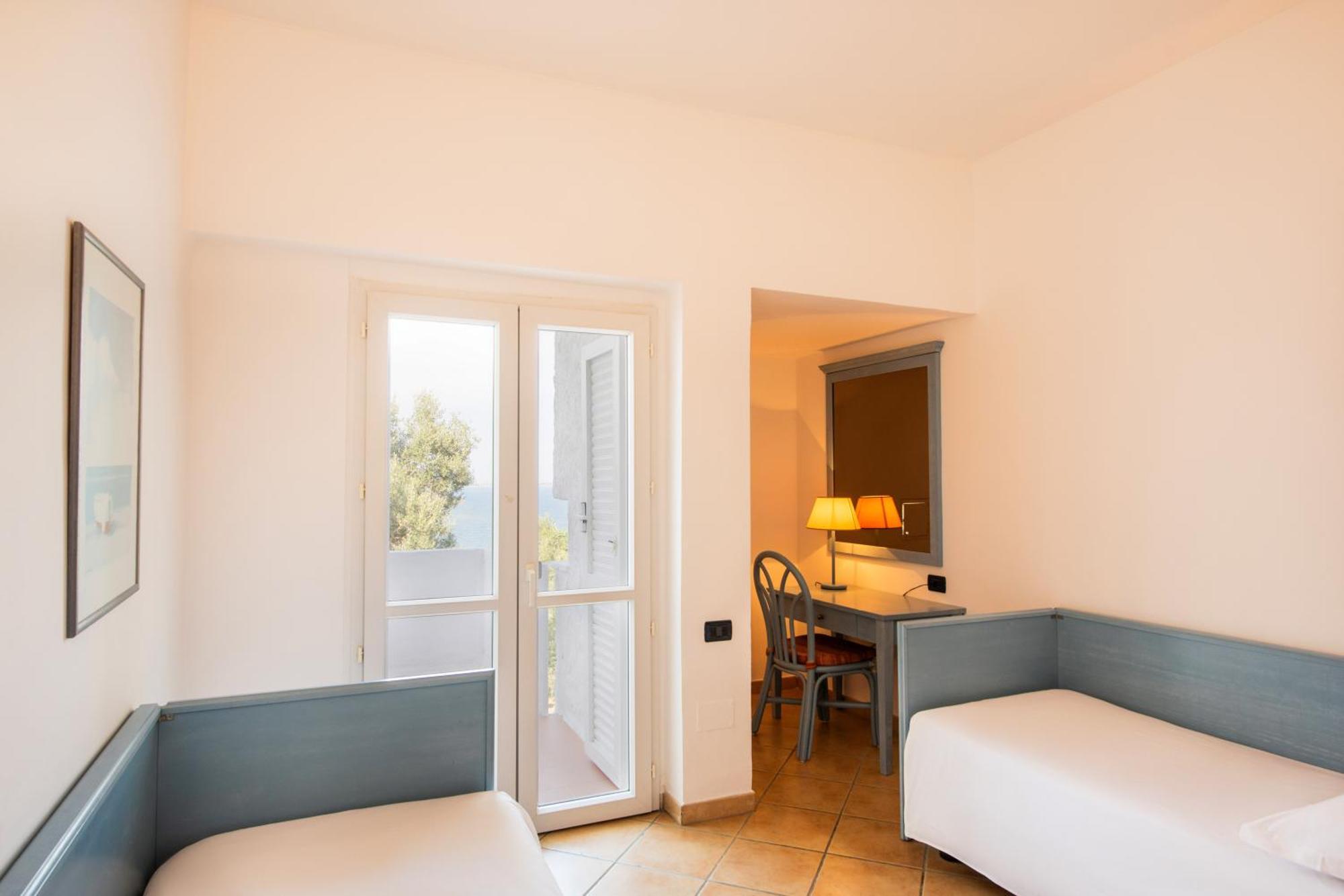 Th Capo Rizzuto Hotel Isola Di Capo Rizzuto Bagian luar foto